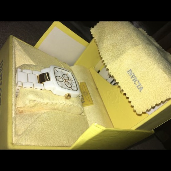 Older, invicta yellow adrenaline watch. - Picture 3 of 5